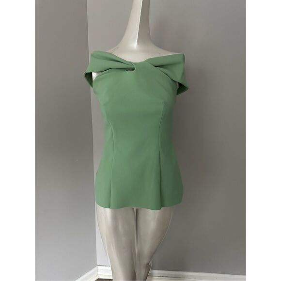 NWT Chiara Boni Vedia Twist Front Off The Shoulder Blouse Pear Green Size 2 $395 - Picture 3 of 10